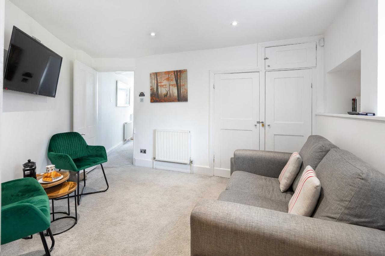 Castle Properties: The Duchess, 3 Bed Family Cottage Windsor Exteriér fotografie