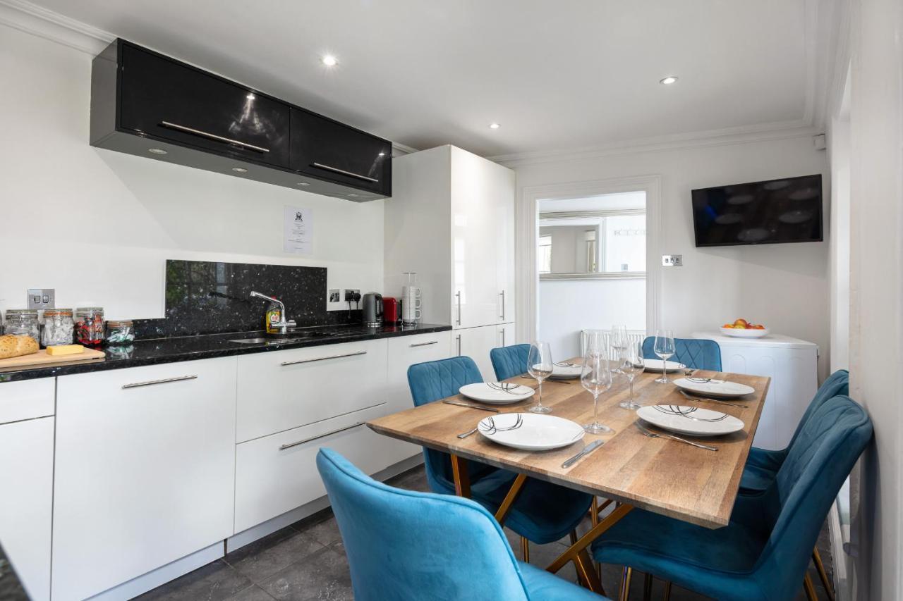 Castle Properties: The Duchess, 3 Bed Family Cottage Windsor Exteriér fotografie