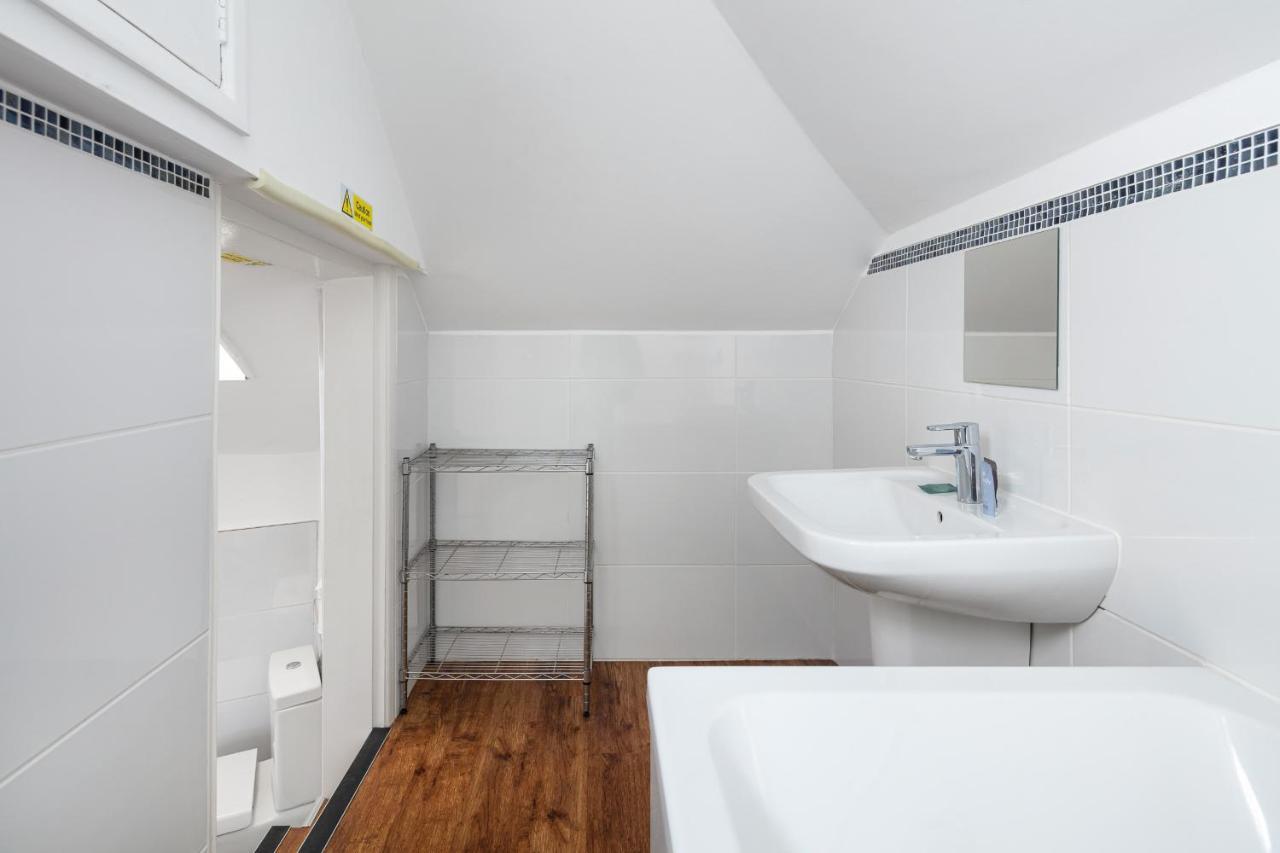 Castle Properties: The Duchess, 3 Bed Family Cottage Windsor Exteriér fotografie