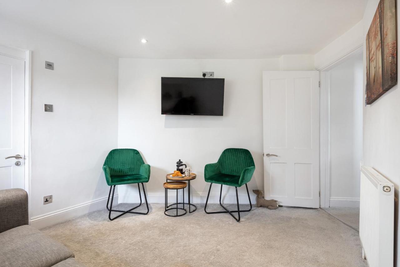 Castle Properties: The Duchess, 3 Bed Family Cottage Windsor Exteriér fotografie