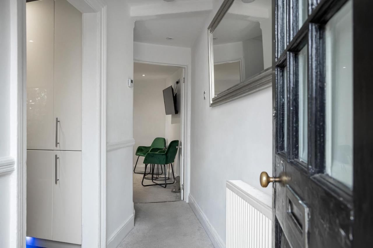 Castle Properties: The Duchess, 3 Bed Family Cottage Windsor Exteriér fotografie